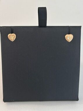 14K Yellow Gold Heart Stud Earrings